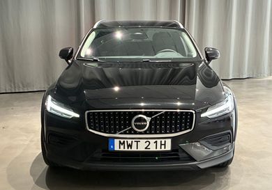 Volvo V60 Cross Country, 2024