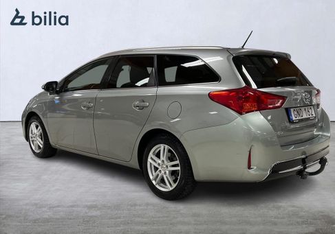 Toyota Auris Touring Sports, 2015