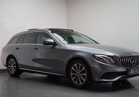 Mercedes-Benz E 220, 2019 3