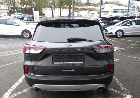 Ford Kuga, 2020