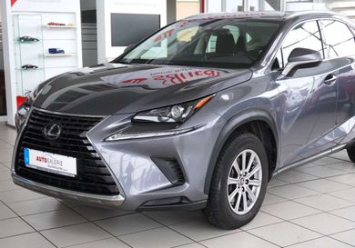 Lexus NX 300, 2020