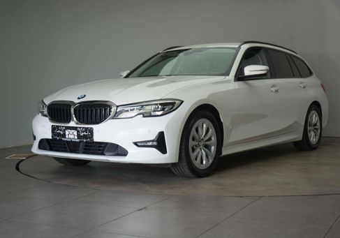 BMW 318, 2021