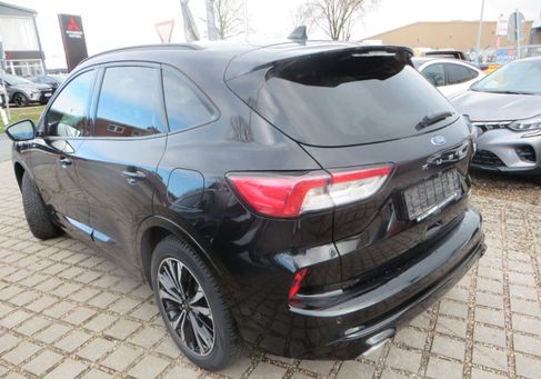 Ford Kuga, 2022