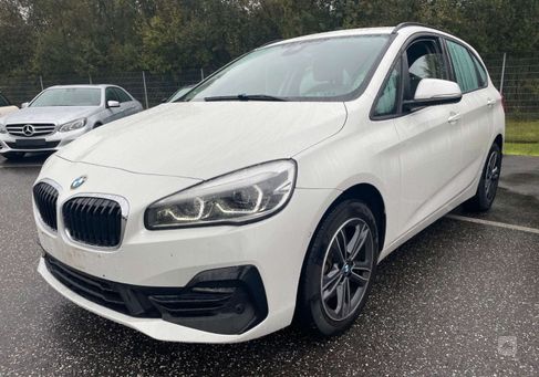 BMW 218, 2019