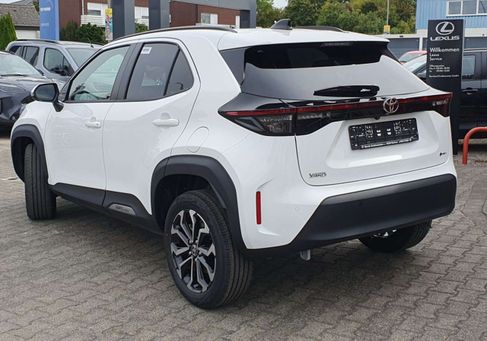 Toyota Yaris Cross, 2025 3
