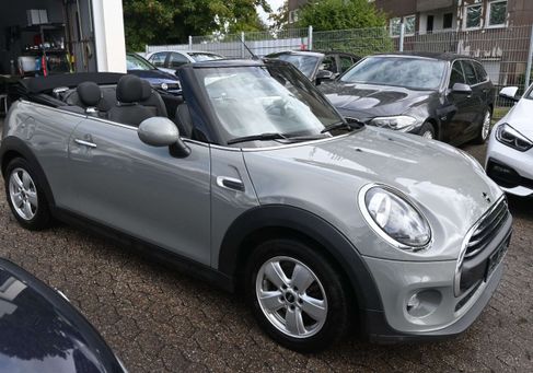 MINI ONE, 2019