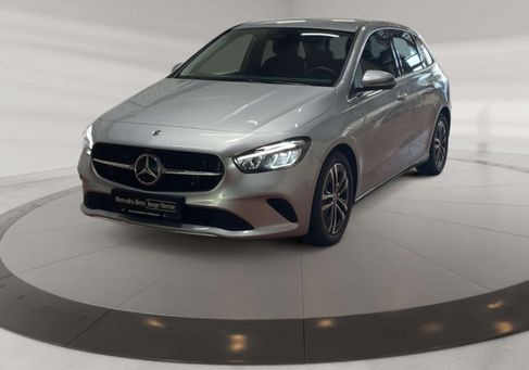 Mercedes-Benz B 180, 2025 2