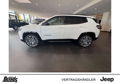Jeep Compass, 2025 2