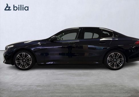 BMW 550, 2025