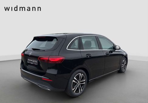 Mercedes-Benz B 200, 2025 3