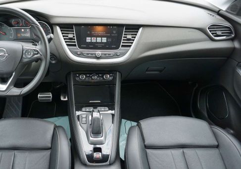 Opel Grandland X, 2020 3