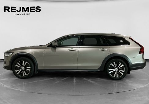 Volvo V90 Cross Country, 2022 3