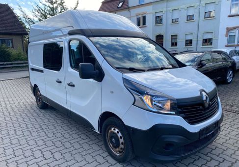 Renault Trafic, 2019 3