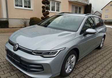 Volkswagen Golf, 2024