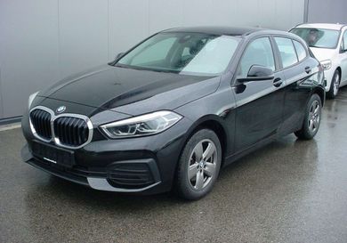 BMW 118, 2022