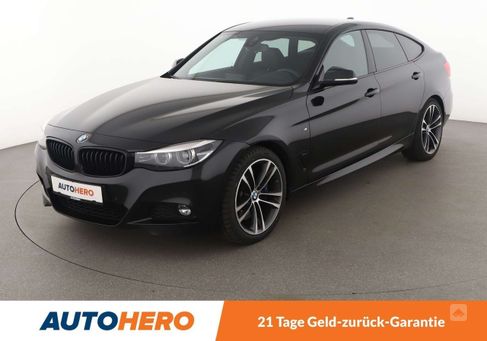 BMW 330, 2018