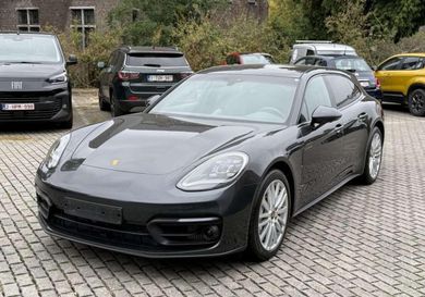 Porsche Panamera, 2023