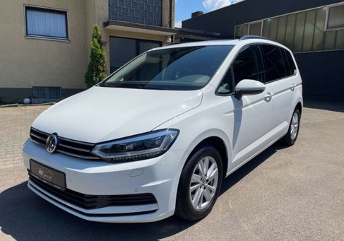 Volkswagen Touran, 2020 3