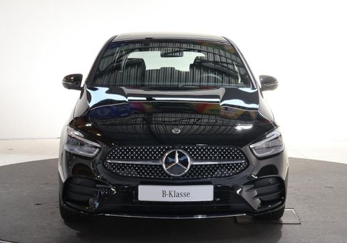 Mercedes-Benz B 250, 2025