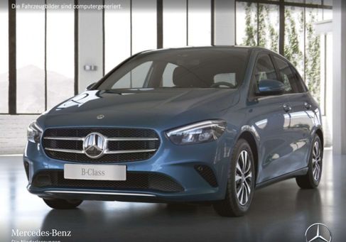 Mercedes-Benz B 200, 2022