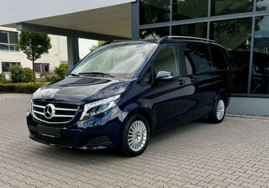 Mercedes-Benz 220, 2018