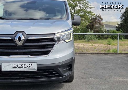 Renault Trafic, 2023