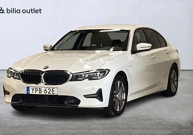 BMW 330, 2020