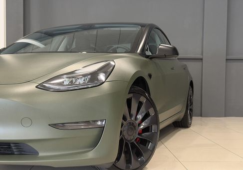 Tesla Model 3, 2023 2