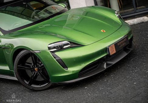 Porsche Taycan, 2022 2