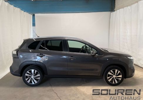 Suzuki SX4, 2022