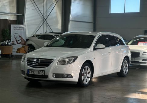 Opel Insignia, 2011