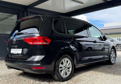 Volkswagen Touran, 2023 3