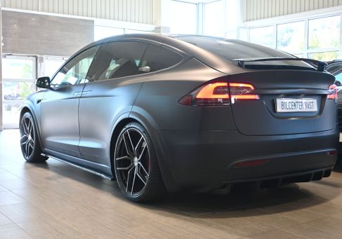 Tesla Model X, 2020 3