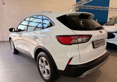Ford Kuga, 2021