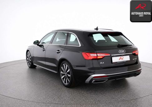 Audi A4, 2022