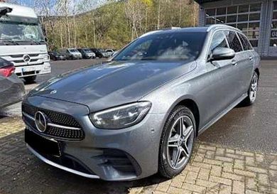 Mercedes-Benz E 300, 2022