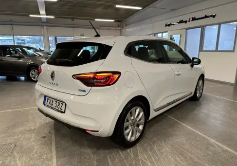 Renault Clio, 2023 3