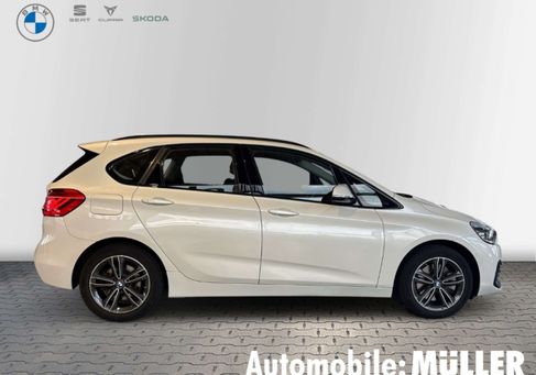 BMW 225, 2021