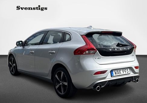 Volvo V40, 2019