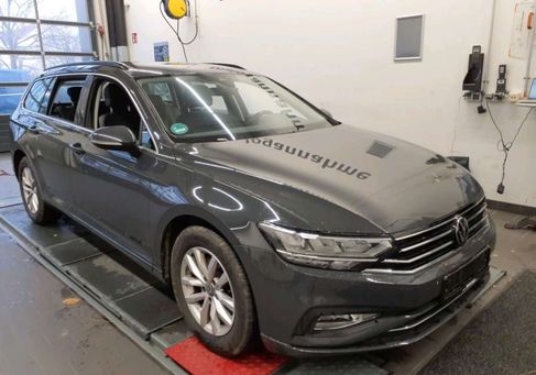 Volkswagen Passat Variant, 2021