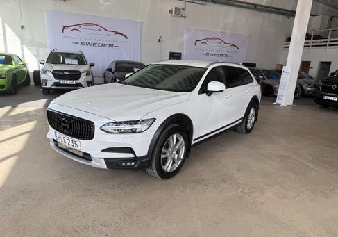 Volvo V90 Cross Country, 2019