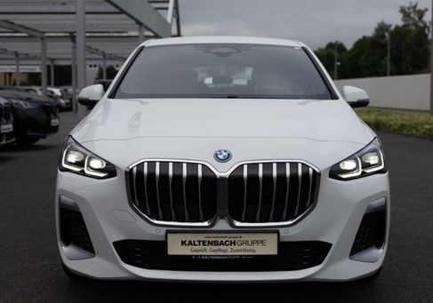 BMW 225, 2022