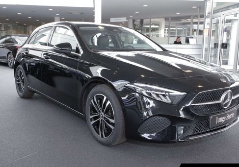 Mercedes-Benz A 180, 2025