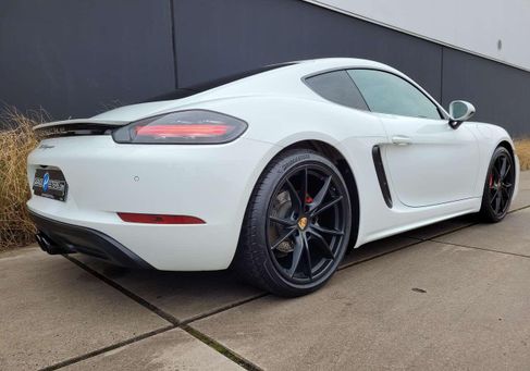Porsche, 2018 3