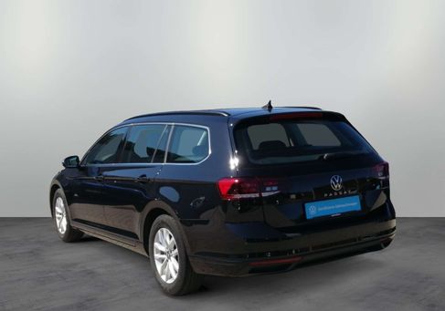 Volkswagen Passat Variant, 2023 3