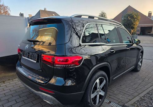 Mercedes-Benz GLB 200, 2021