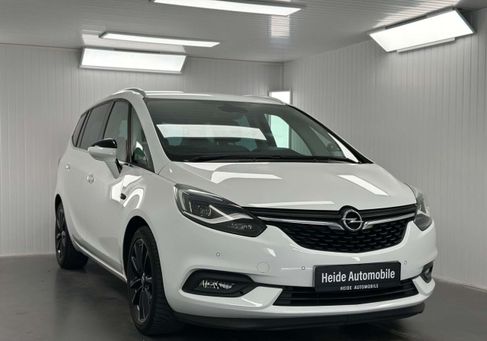 Opel Zafira Tourer, 2017