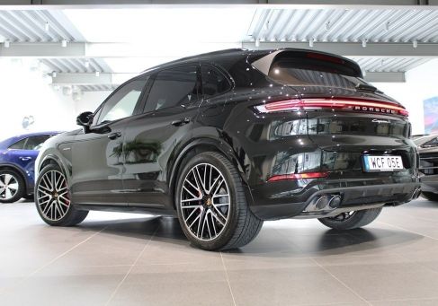 Porsche Cayenne, 2026