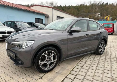 Alfa Romeo Stelvio, 2019