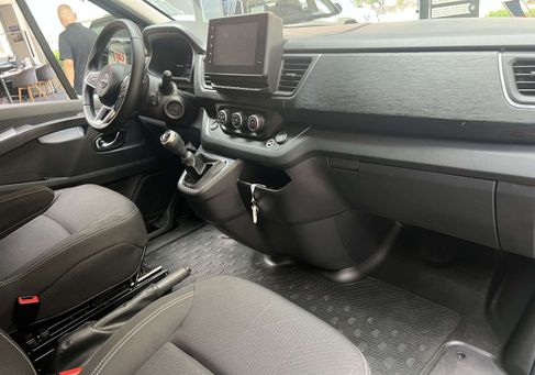 Nissan Primastar, 2025